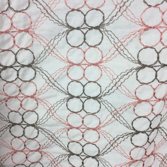 Cream Embroidered Ann Taylor Loft Cami - Picture 5 of 8